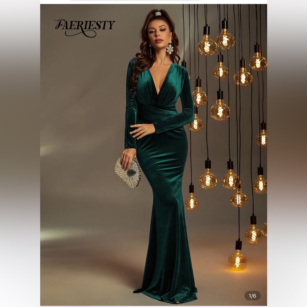 Elegant Green Velvet Evening Gown